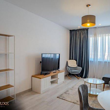 Yamaluxe Apartments - Silent & Warm With Many Facilities بوخارست المظهر الخارجي الصورة