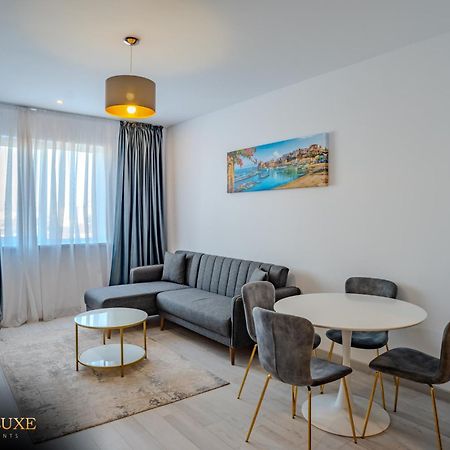 Yamaluxe Apartments - Silent & Warm With Many Facilities بوخارست المظهر الخارجي الصورة