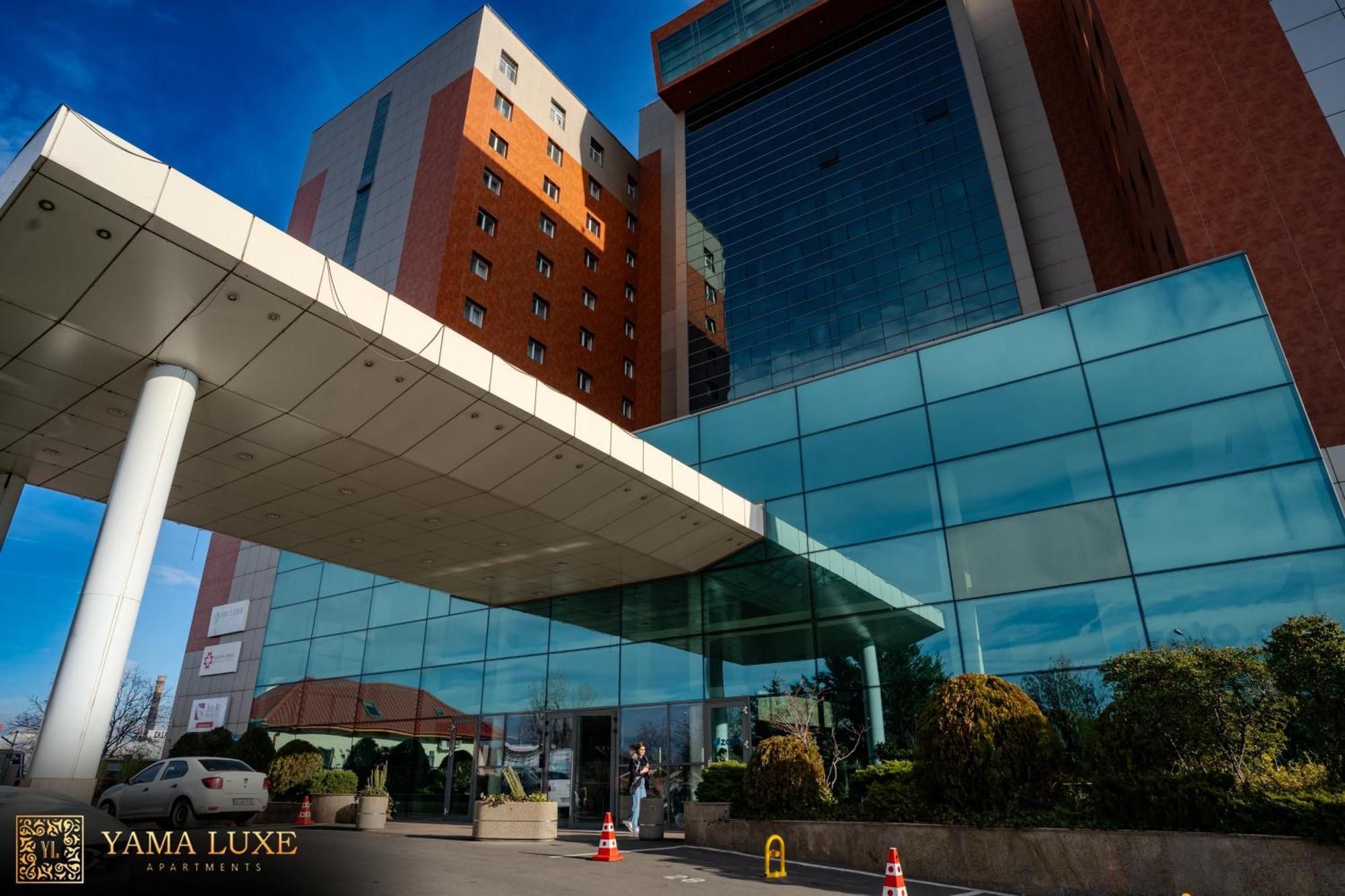 Yamaluxe Apartments - Silent & Warm With Many Facilities بوخارست المظهر الخارجي الصورة